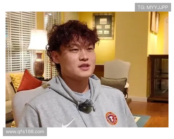 张岩:早经历不等于坏事,应为青少年树立榜样